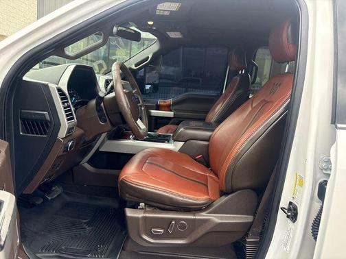White 2019 Ford F-350 King Ranch