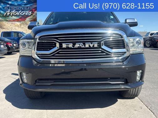 Brilliant Black Crystal Pearlcoat 2017 RAM 1500 Longhorn