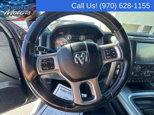 Brilliant Black Crystal Pearlcoat 2017 RAM 1500 Longhorn