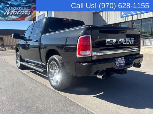 Brilliant Black Crystal Pearlcoat 2017 RAM 1500 Longhorn