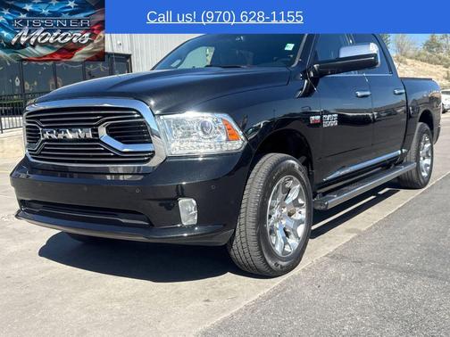 Brilliant Black Crystal Pearlcoat 2017 RAM 1500 Longhorn