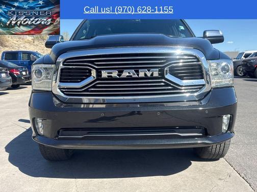 Brilliant Black Crystal Pearlcoat 2017 RAM 1500 Longhorn