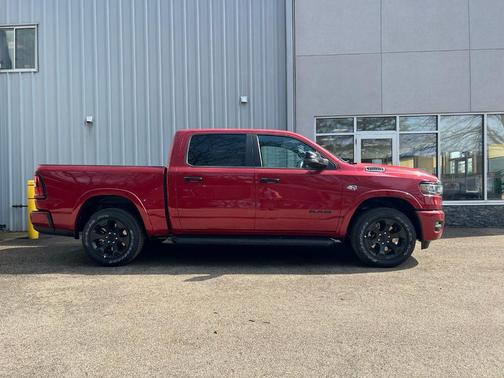 Molten Red Pearlcoat 2026 RAM 1500 Big Horn