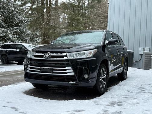 2019 Toyota Highlander 