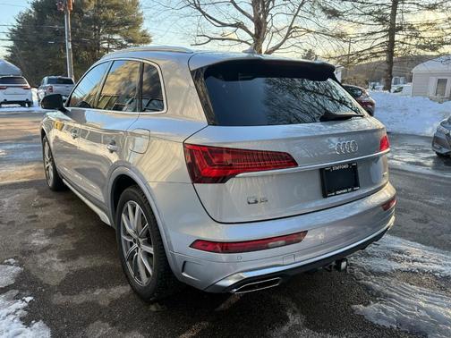 2023 Audi Q5 e 55 S line quattro Premium
