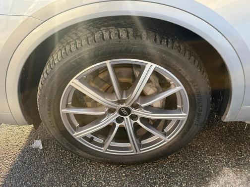 2023 Audi Q5 e 55 S line quattro Premium