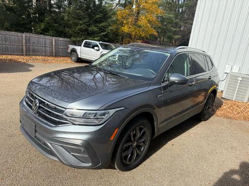 2022 Volkswagen Tiguan 2.0T SE