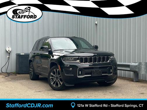 Diamond Black 2023 Jeep Grand Cherokee Overland