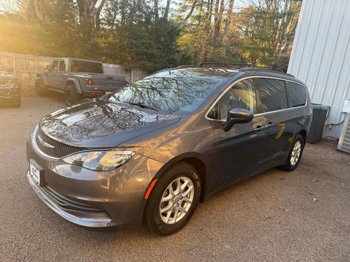 2020 Chrysler Voyager LXI