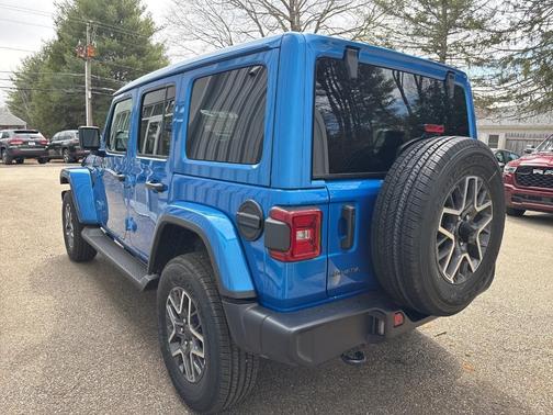 2025 Jeep Wrangler Sahara