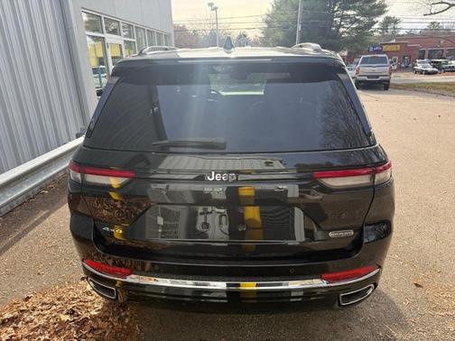 2022 Jeep Grand Cherokee Overland