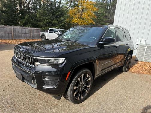 2022 Jeep Grand Cherokee Overland