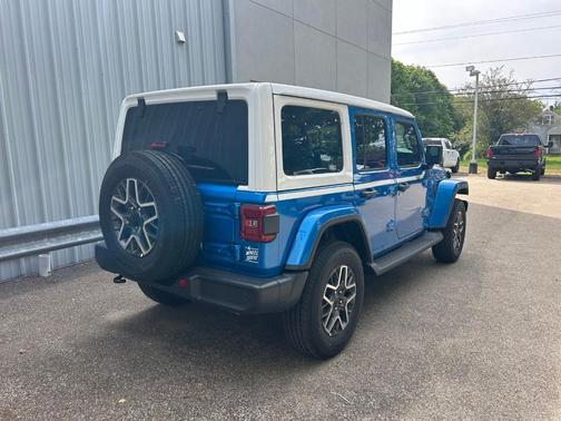 Hydro Blue Pearlcoat 2026 Jeep Wrangler Sahara