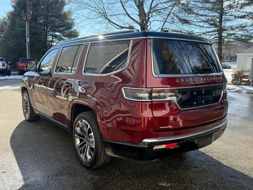 2022 Jeep Grand Wagoneer Series III