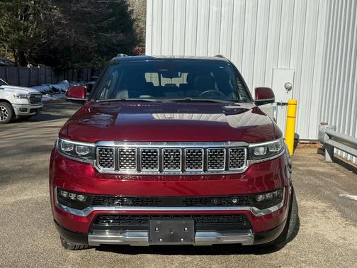2022 Jeep Grand Wagoneer Series III