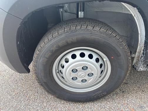 2025 RAM ProMaster 1500 Base