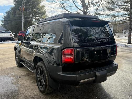 2024 Toyota Land Cruiser HYBRID