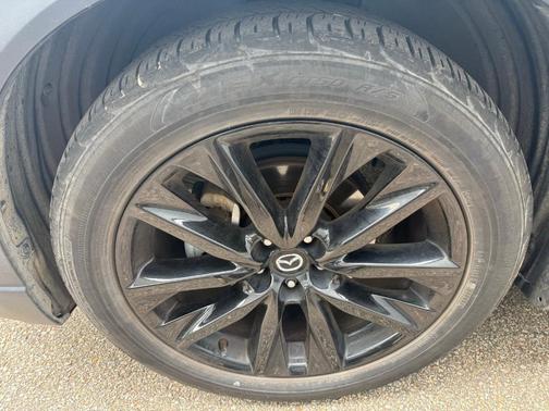 2023 Mazda CX-9 Touring Plus
