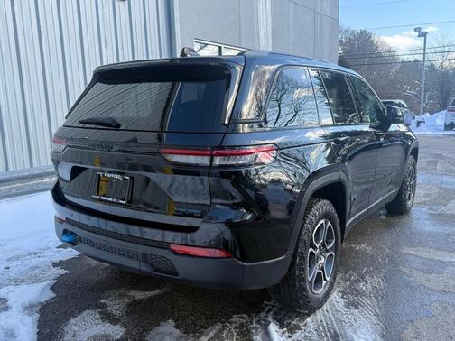 2023 Jeep Grand Cherokee 4xe Trailhawk