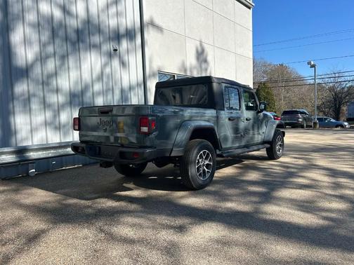 Anvil 2026 Jeep Gladiator Sport