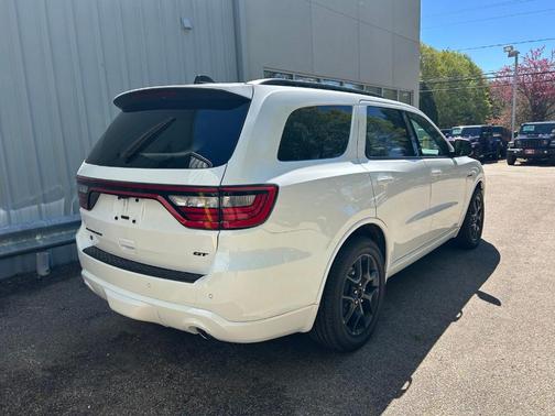 White Knuckle 2026 Dodge Durango GT HEMI V8