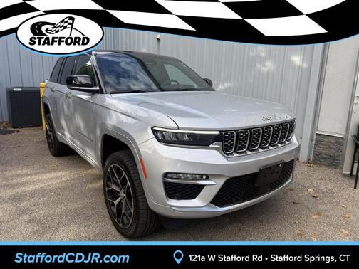 2022 Jeep Grand Cherokee Summit