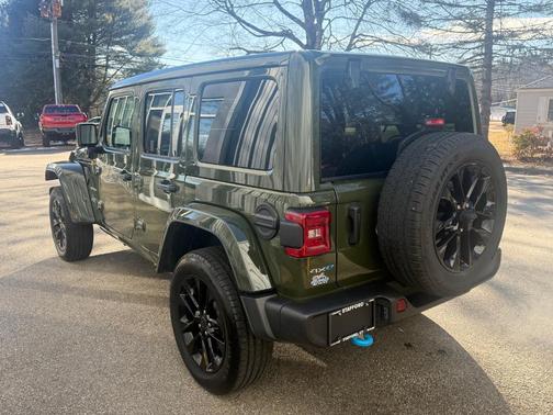 2024 Jeep Wrangler 4xe Sahara