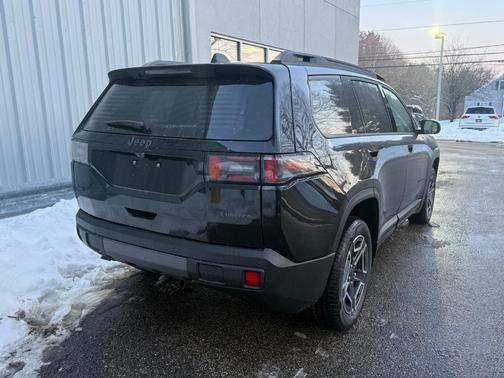 2026 Jeep Cherokee LAREDO/LIMITED