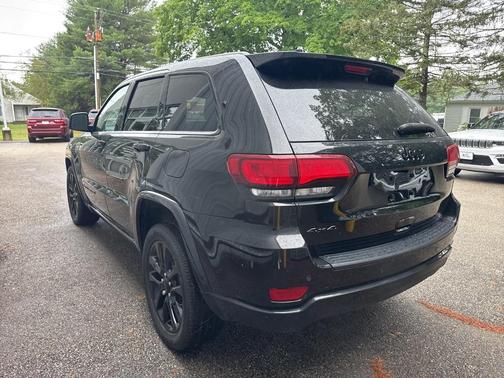2021 Jeep Grand Cherokee Laredo X
