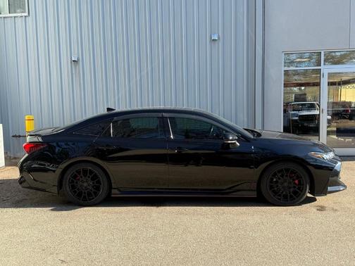 2021 Toyota Avalon TRD