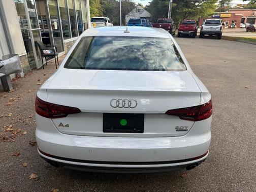 2018 Audi A4 2.0T Premium Plus