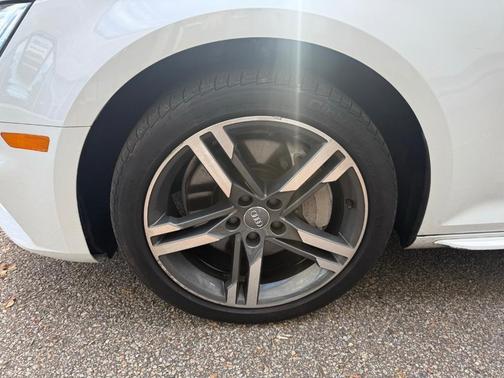 2018 Audi A4 2.0T Premium Plus