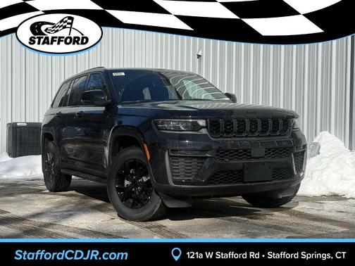 2026 Jeep Grand Cherokee Laredo