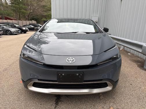 2024 Toyota Prius Prime SE