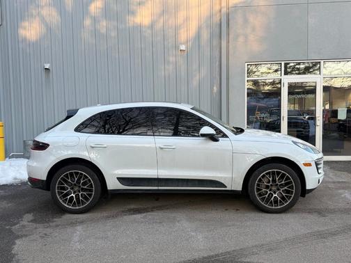 2017 Porsche Macan S