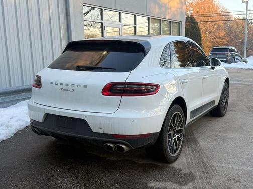 2017 Porsche Macan S