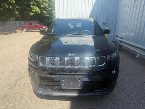 2023 Jeep Compass Latitude Lux