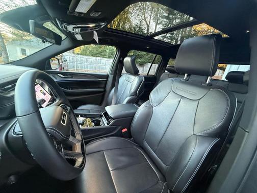 2023 Jeep Grand Cherokee 4xe Overland