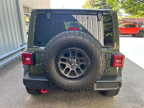 Sarge Green Clearcoat 2023 Jeep Wrangler Rubicon
