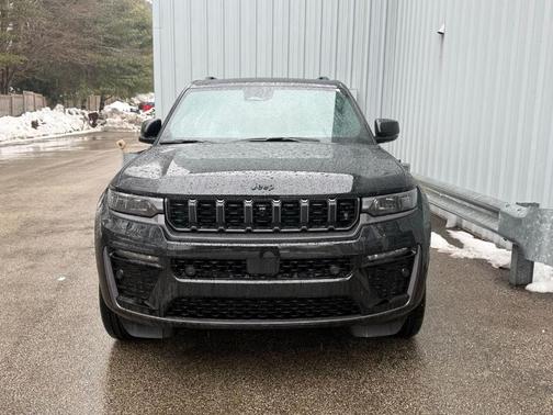 Diamond Black 2026 Jeep Grand Cherokee Limited Reserve 4x4