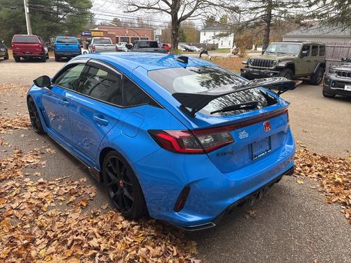 2023 Honda Civic Type R Base