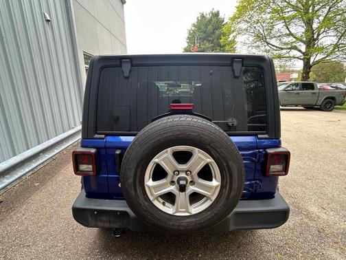 Ocean Blue Metallic 2018 Jeep Wrangler Unlimited Sport