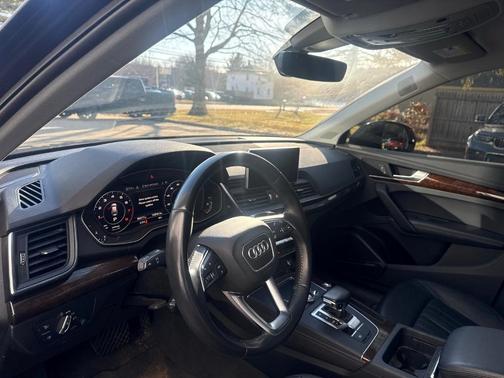 2020 Audi Q5 40 Premium Plus