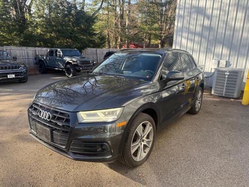 2020 Audi Q5 40 Premium Plus