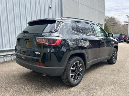 Diamond Black 2020 Jeep Compass Sport