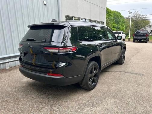 Diamond Black 2023 Jeep Grand Cherokee L Limited