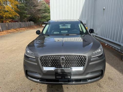 2023 Lincoln Aviator Standard AWD