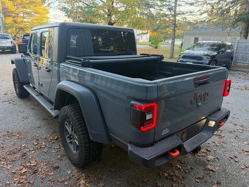 2025 Jeep Gladiator Mojave