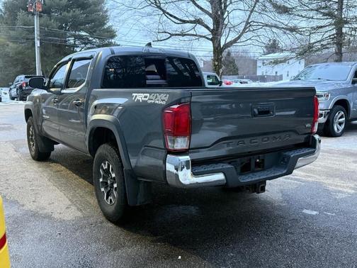 2017 Toyota Tacoma 