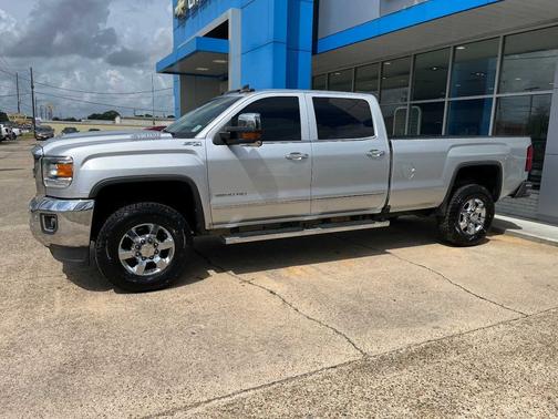 Quicksilver Metallic 2018 GMC Sierra 2500 4WD Crew Cab 167.7" SLT